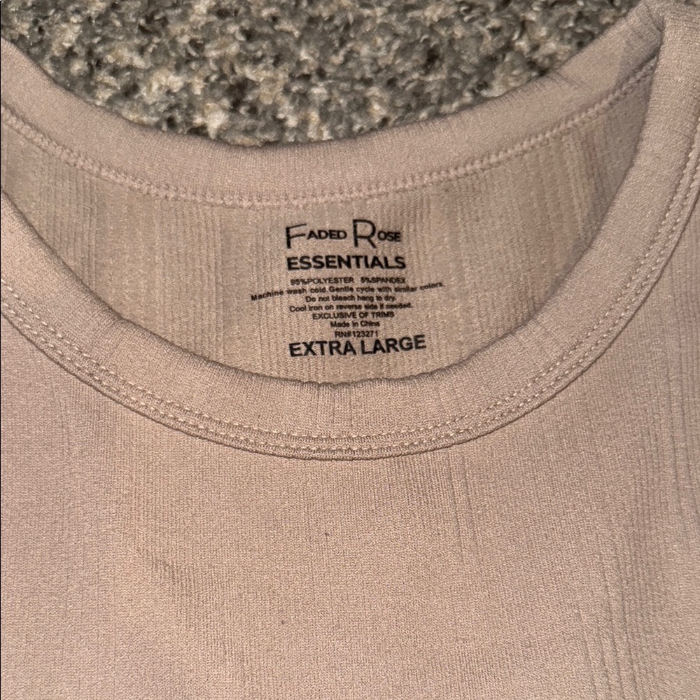 Long Sleeve Ribbed Top - Picture 2 of 2